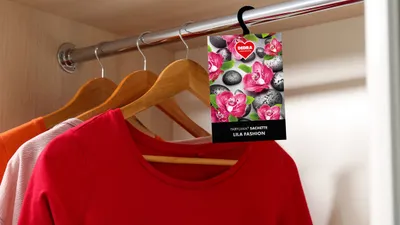 SACHETTE és POMPON